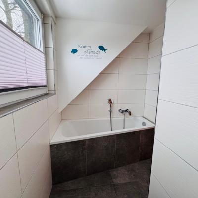 15. Bad Ii Mit Wanne