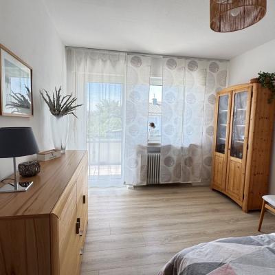 17. Schlaf O. Gastezimmer Mit Balkon