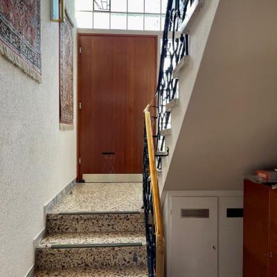 17. Treppenhaus Wohnung I